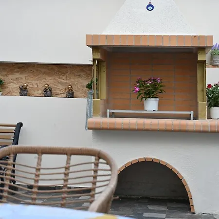 Anthias Apartment *
