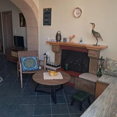 Anthias Apartman Arhángelosz